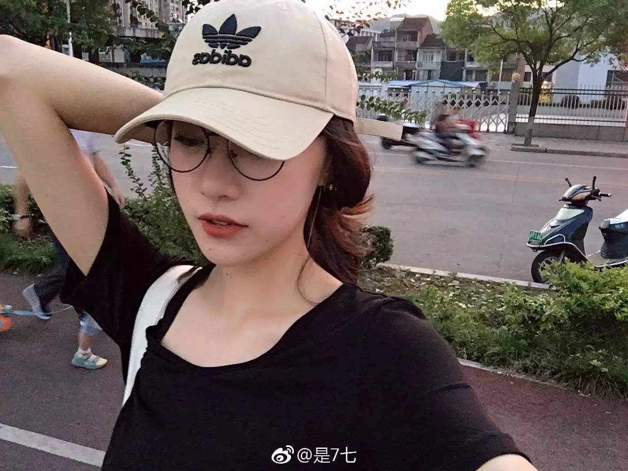 淘宝衣服 衣服便宜到爆还好看 9家最爱淘宝店 分享给你们！