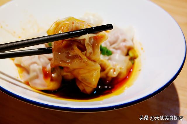 同样都是川渝美食，为什么相对于重庆小面，我会更喜欢担担面呢？