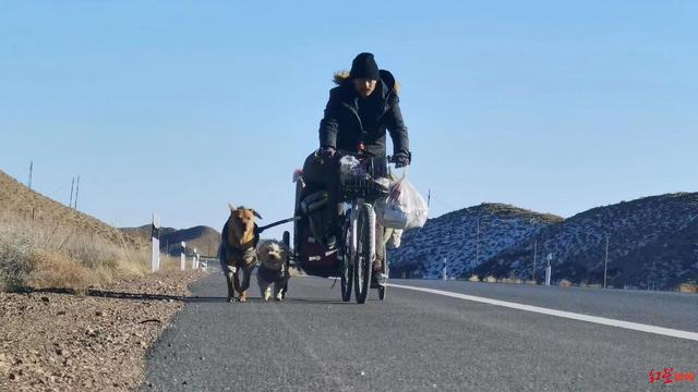 逃离人群、流浪四年的博主：拍下的图文，却成为20万人共享的“远方”