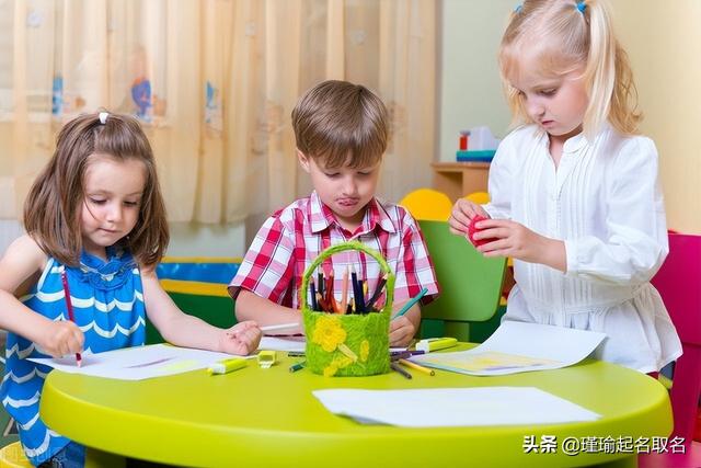 带腾字的男孩名，霸气有威严，一副领导人的气魄