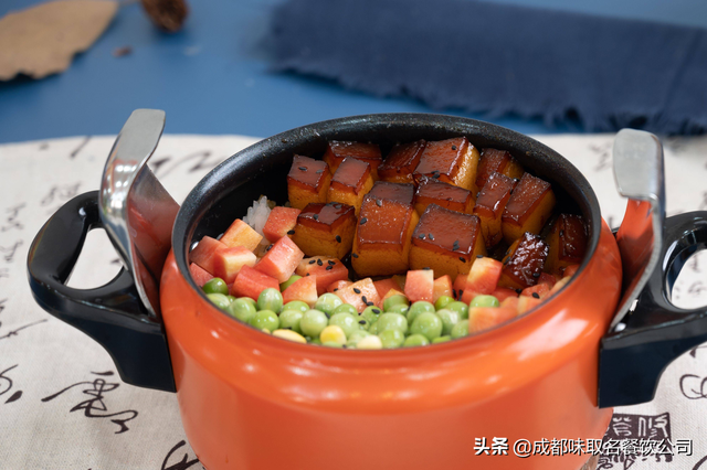 从早餐到宵夜，每一道食谱背后，都是饭元帅对生活的热爱