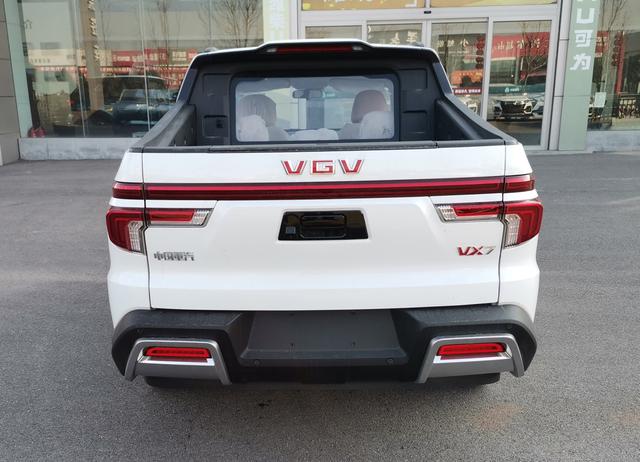 中国重汽VGV首款皮卡，VX7定制版价格曝光，2.0T+8AT，售11.58万