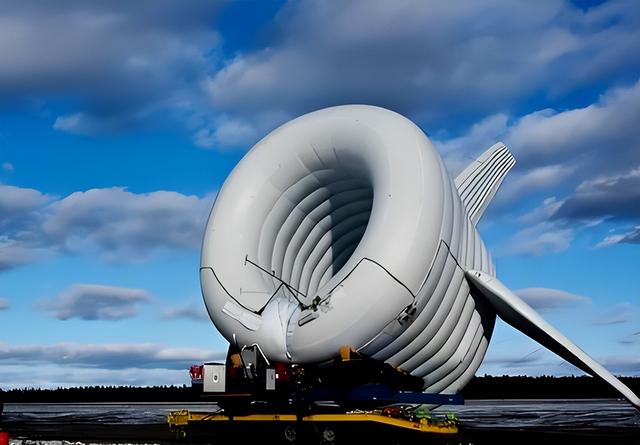 酷似巨型飞艇，S1000浮空风力发电成功，开启中国绿能新纪元！