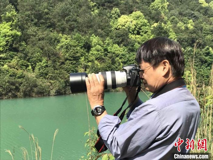 台湾写真：以植物学追寻中华文脉的台湾教授