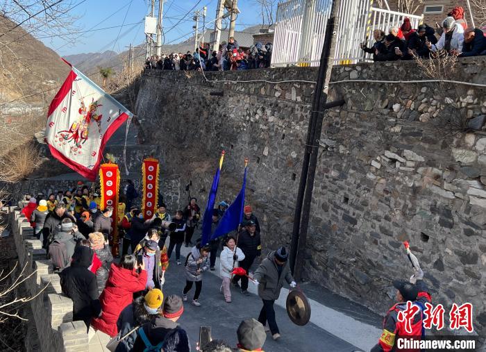 （新春见闻）京西幡旗摇 红火闹元宵